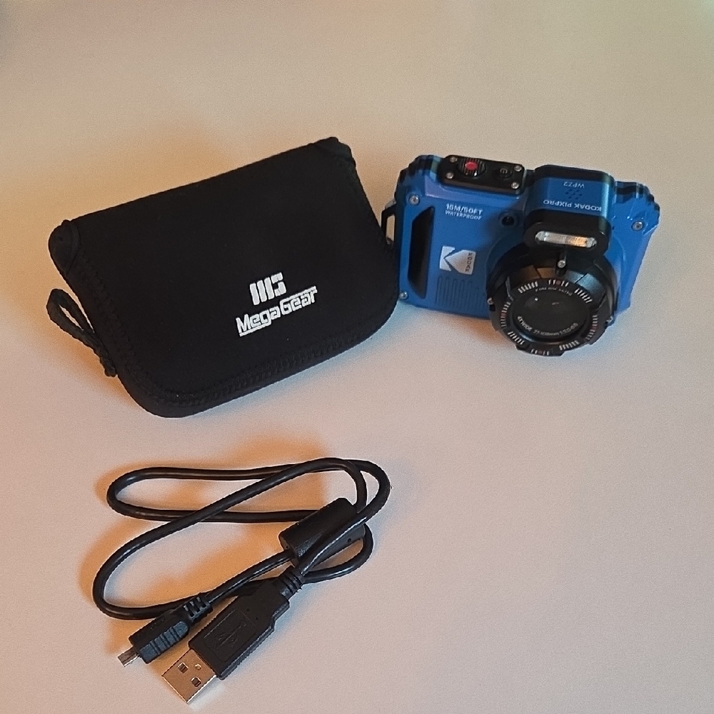 Kodak PIXPRO Waterproof WPZ2 Camera with Accessories_ Like-New Condition